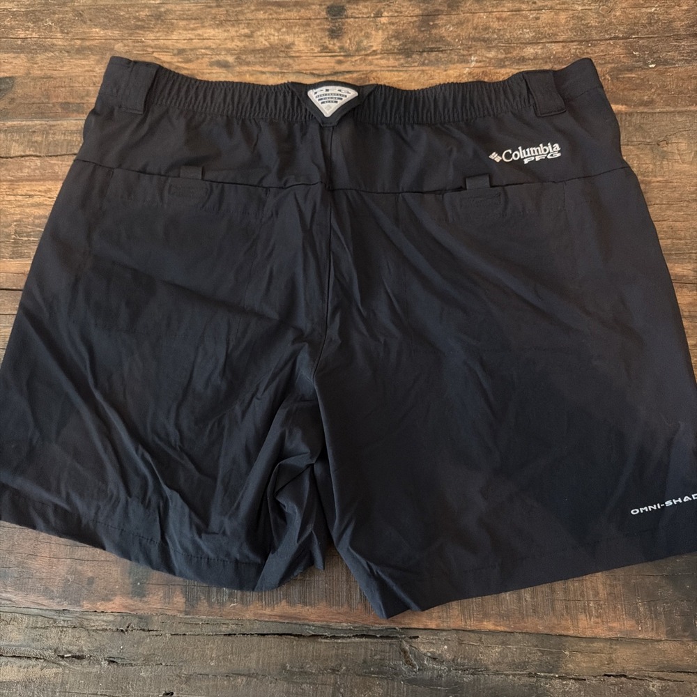 Columbia Men's Permit III Short (Size Large) Black!